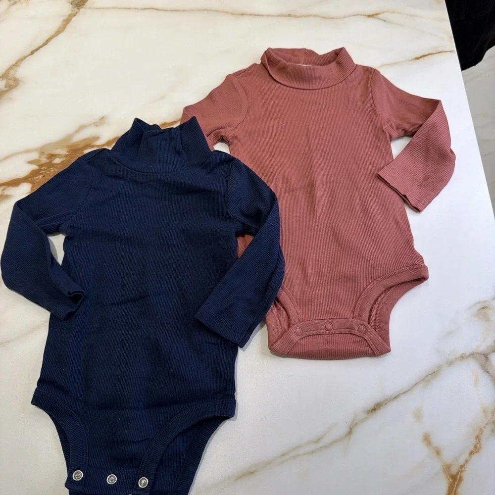 Carters organic turtle neck 2pc